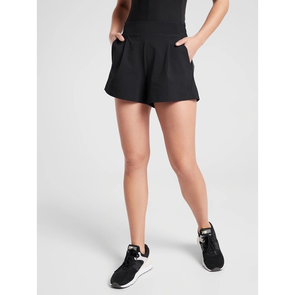 Athleta Women's Textured Brooklyn Shorts in Black Size 12 Pockets